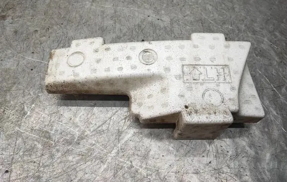 Nissan Leaf I (ZE0) Rear bumper foam support bar 850933NA0A 0033071