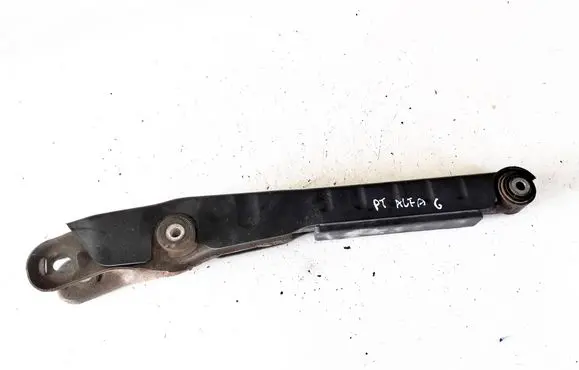 Alfa Romeo Giulietta Rear suspension control arm