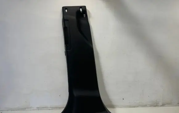Land Rover Discovery 5 (B) pillar trim (bottom) HY3231057AB8PVJ