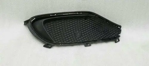 Mercedes-Benz A W176 Front bumper upper radiator grill A1768852700