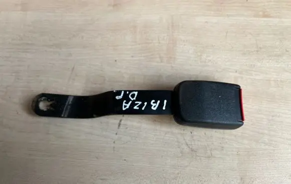 Seat Ibiza II (6k) Front seatbelt buckle 6K0857755C