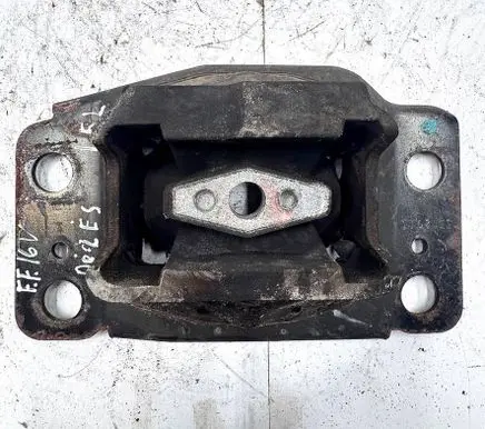 Ford Fusion II Gearbox mount DG937M121CA