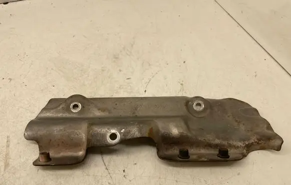 BMW 5 F10 F11 Heat shield in engine bay 7577006