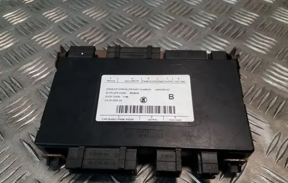Chrysler Grand Voyager V Seat control module 04602581AD