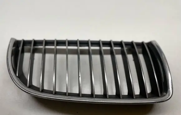 BMW 3 E90 E91 Front bumper upper radiator grill 22405910 224059