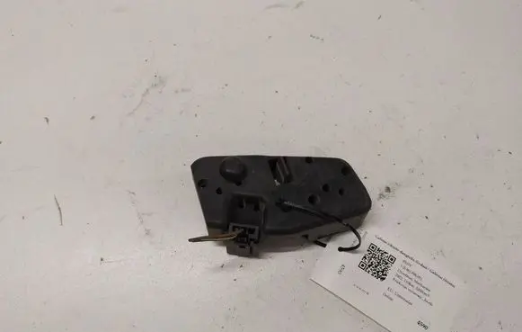 BMW 3 E46 Tail light bulb cover holder 8374809