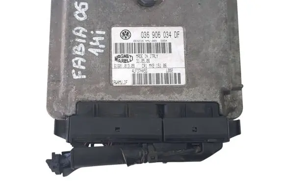 Skoda Fabia Mk1 (6Y) Engine control unit/module 036906034DF 4LF37HX5G 6160101309
