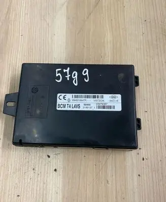 Opel Vivaro Engine control unit/module ECU 284B10847R