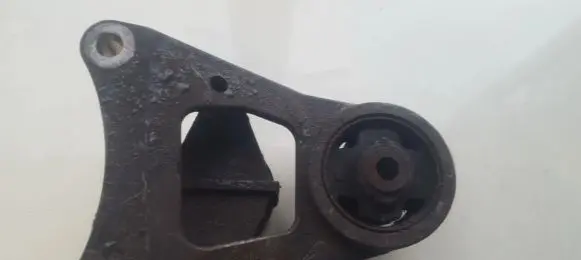 Toyota Avensis T250 Engine mount bracket 4165142120 41651-42120