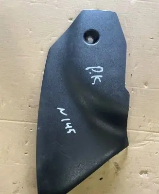 Nissan Juke I F15 Other center console (tunnel) element 689211KE0A 689S21KE0A