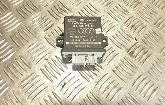 Audi A3 S3 8P Light module LCM 8P0907357C