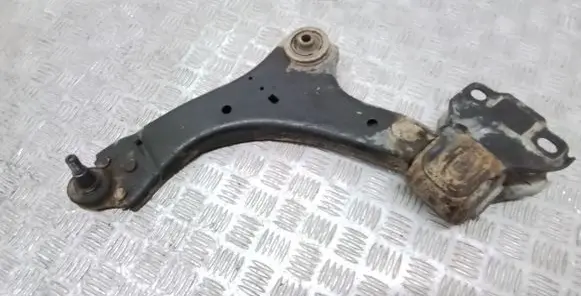 Volvo S60 Front lower control arm/wishbone