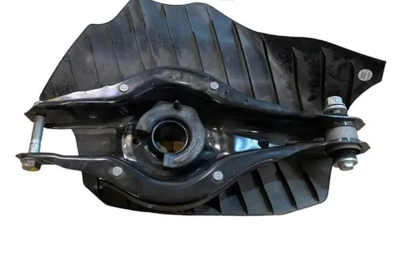 Rear control arm
