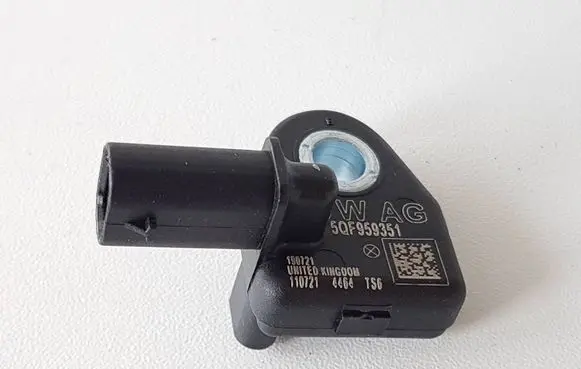 Seat Ibiza V (KJ) Airbag deployment crash/impact sensor 5QF959351 190721