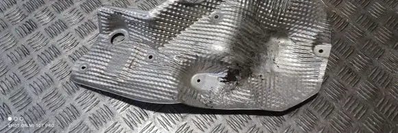 Porsche Macan (95B) Heat shield in engine bay 95B301327
