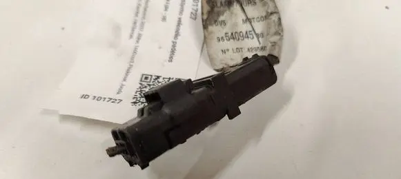 Citroen C4 I Camshaft position sensor 9661135980