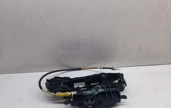 BMW 5 F10 F11 Front door exterior handle/bracket 7175650