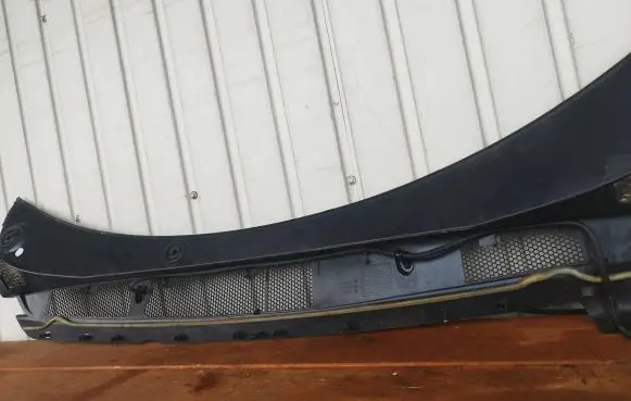 Peugeot 308 Wiper trim 98008282XT