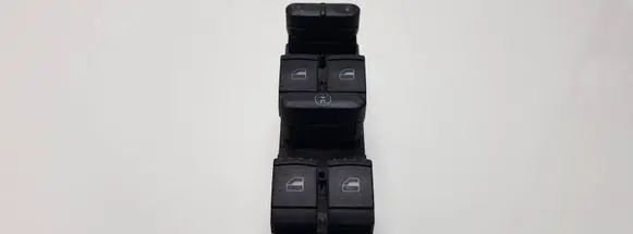 Volkswagen PASSAT B5 Electric window control switch