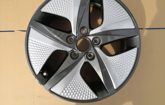 Hyundai Ioniq R17 alloy rim 52910G2600
