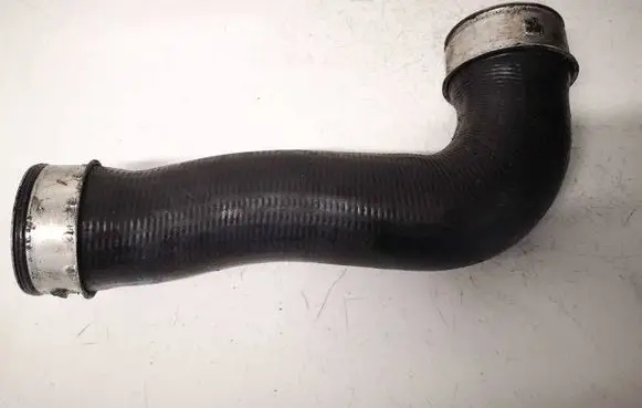 Intercooler hose/pipe