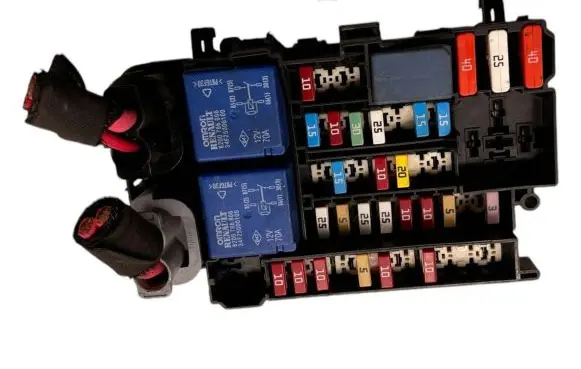 Renault Megane III Fuse module 18013301 100711