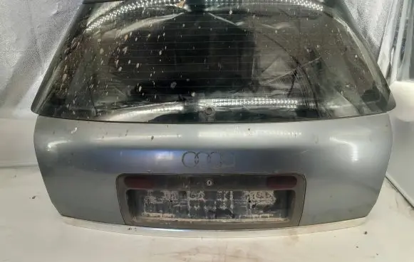 Audi A6 S6 C5 4B Tailgate/trunk/boot lid