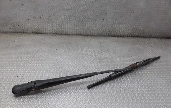 Ford Explorer Windshield/front glass wiper blade 
