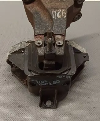 KIA Optima Engine mount bracket 21830C1070