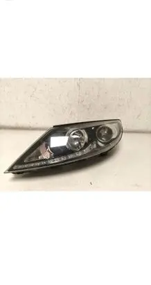 KIA Sportage Headlight/headlamp 921013U270