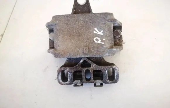 Audi A3 S3 8L Engine mount bracket