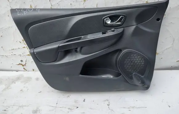 Renault Clio IV Front door card panel trim 809019288R