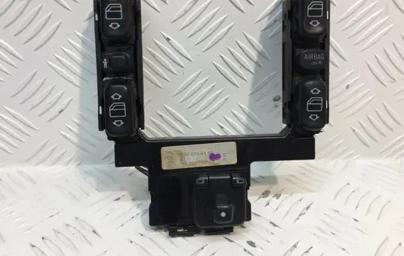 Mercedes-Benz E W210 Electric window control switch 2108214151