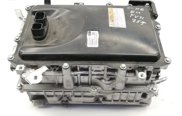 Voltage converter inverter