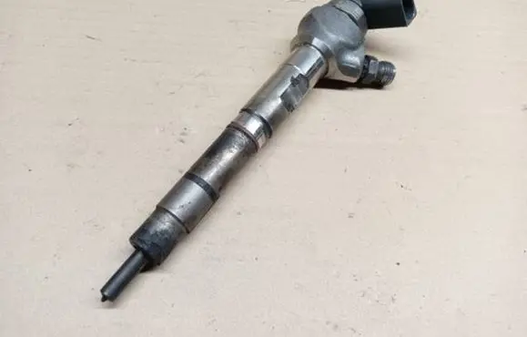 Audi A6 S6 C7 4G Fuel injector 04L130277AE