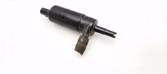 Volkswagen Touareg I Headlight washer pump 3B0955681