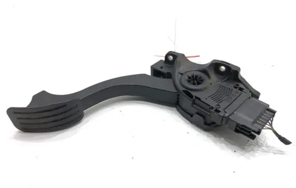 Ford Mondeo MK IV Accelerator throttle pedal 6G929F836RC