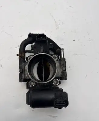 Toyota RAV 4 (XA30) Throttle valve 1923002010