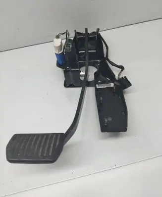 Ford Mondeo MK IV Brake pedal 7G9N2D094RC