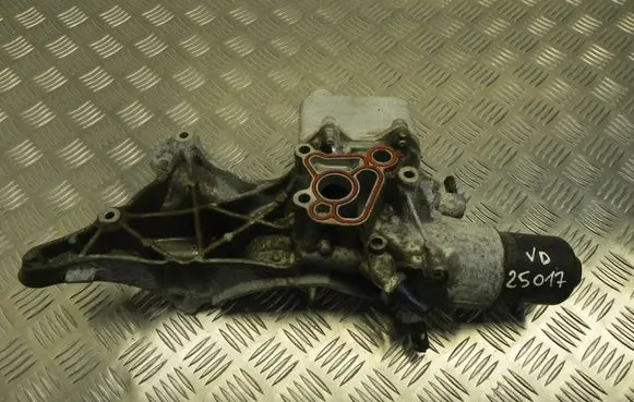 Audi Q5 SQ5 Engine oil radiator 06K117021K