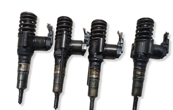 Audi A3 S3 A3 Sportback 8P Fuel injectors set 0414720404