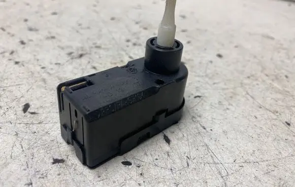Honda Civic Headlight level adjustment motor 0307853312