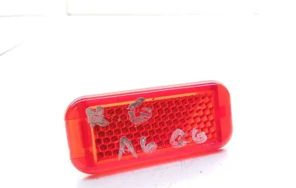 Audi A6 S6 C6 4F Rear door interior light 8P0947412