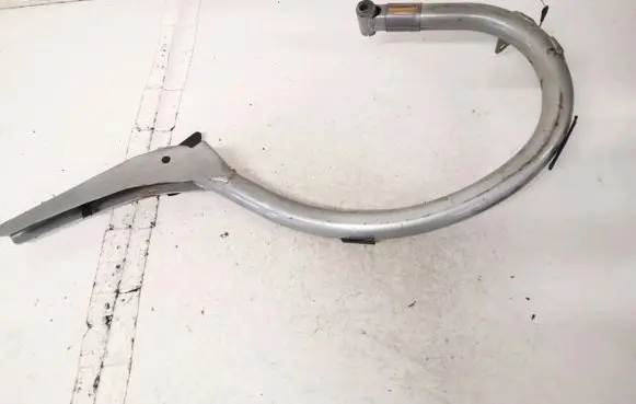Mercedes-Benz E W210 Tailgate/trunk/boot hinge