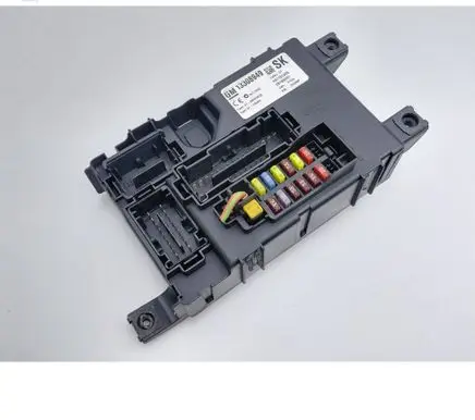 Opel Corsa D Fuse module 13308949 13308949SK