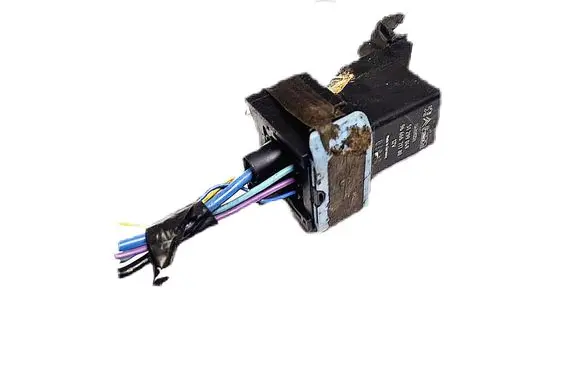 Peugeot 207 Glow plug pre-heat relay 9666671780