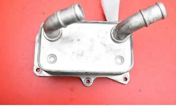 Hyundai Tucson JM Engine oil radiator D405002TT