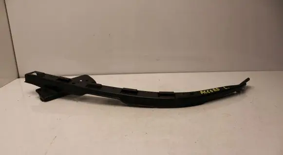 Honda Accord Headlight/headlamp mounting bracket