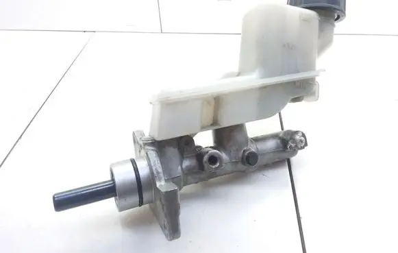Mazda 6 Master brake cylinder 