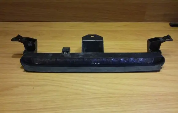 Volvo V70 Third/center stoplight 30678549
